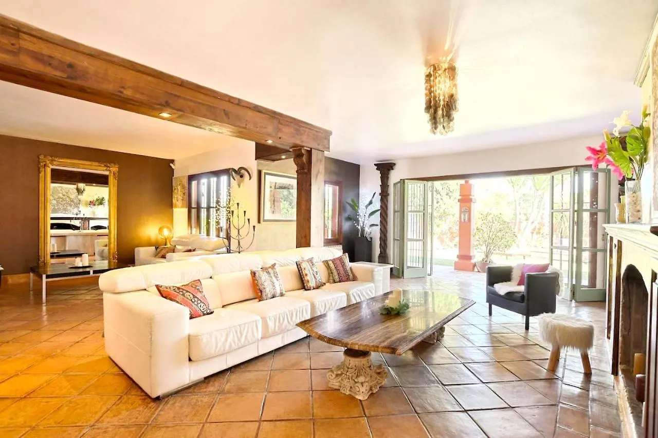 6 Bedrooms Villa With Private Pool And Enclosed Garden At Marbella 1 Km Away From The Beach