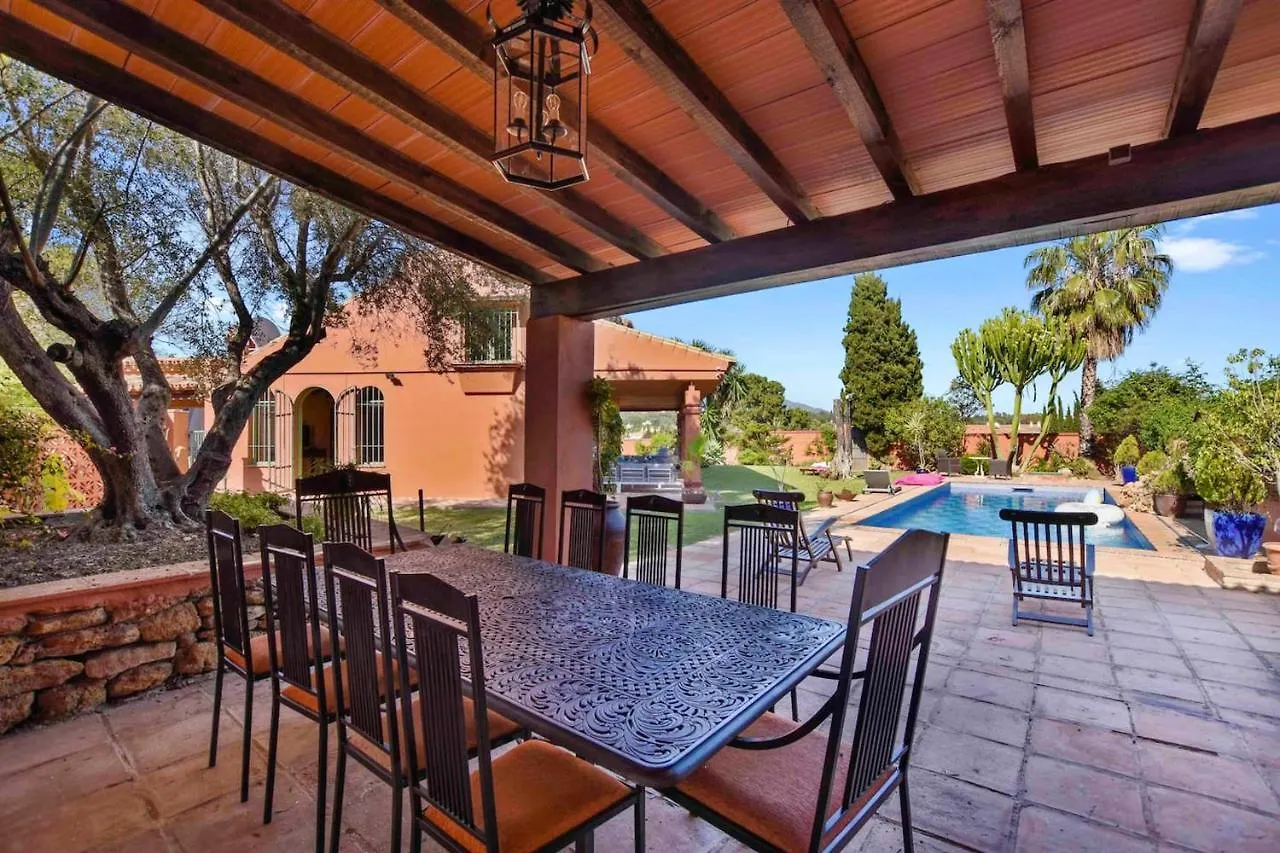 6 Bedrooms Villa With Private Pool And Enclosed Garden At Marbella 1 Km Away From The Beach